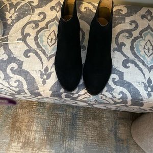 Jack Rogers black suede boots